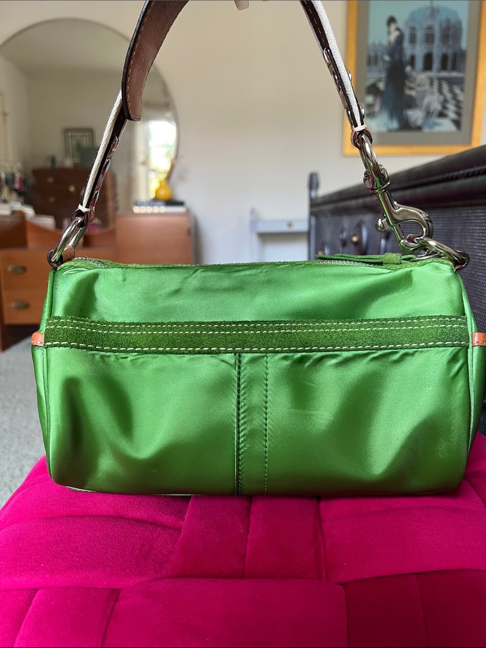 Coach Leatherware Vintage (2006) Barrel Bag-EUC - Picture 6 of 17